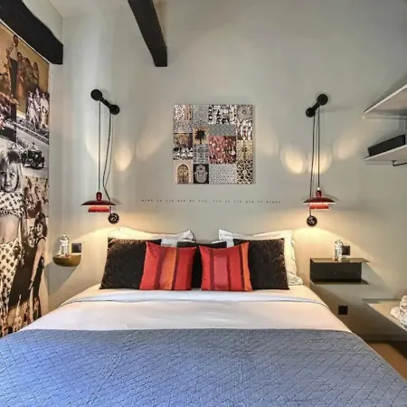 C075-old Town - Duplex Apartment Cannes